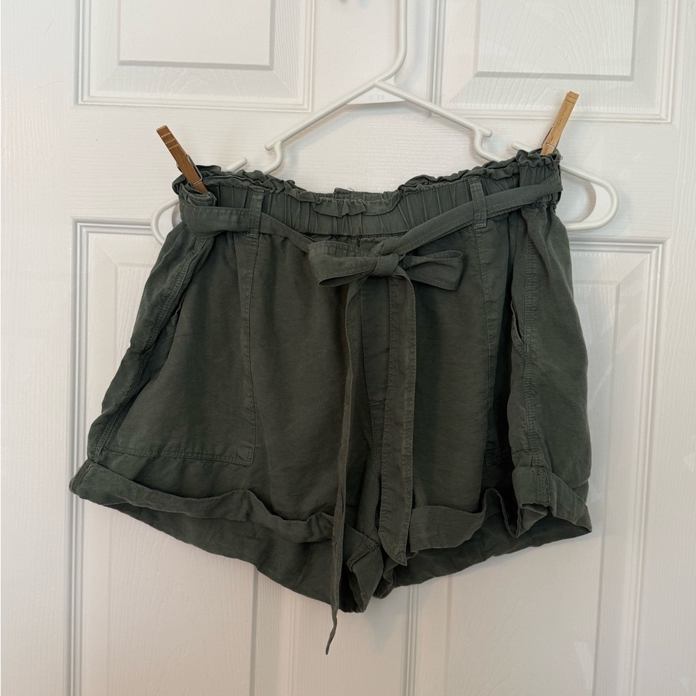 Aerie Olive Green Flowy Paper Bag Shorts with Belt